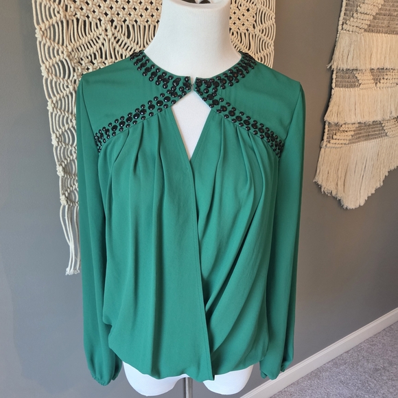 Ro & De Tops - Women's Emerald Green Blouse with Black Accents